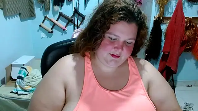 Snapshot of squirt322bbw chatting on 10.18.25 squirt322bbw online show from 10.18.25