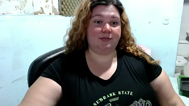Snapshot of squirt322bbw chatting on 07.21.26 squirt322bbw online show from 07.21.26