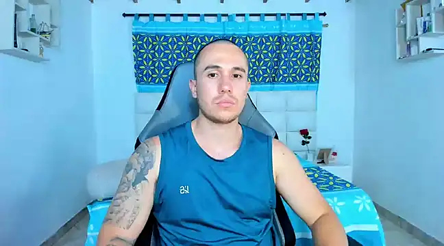 Snapshot of juan__jimenez chatting on 01.19.25 juan jimenez online show from 01.19.25