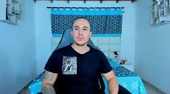 Snapshot of juan__jimenez chatting on 01.29.25 juan jimenez online show from 01.29.25