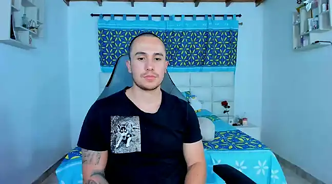 Snapshot of juan__jimenez chatting on 01.29.25 juan jimenez online show from 01.29.25