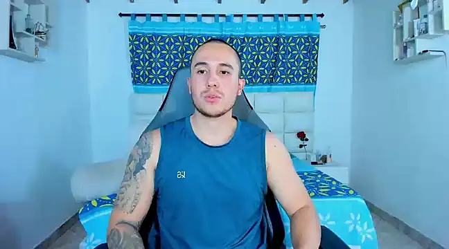 Snapshot of juan__jimenez chatting on 02.01.25 juan jimenez online show from 02.01.25