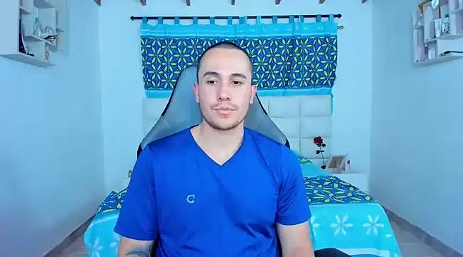 Snapshot of juan__jimenez chatting on 02.08.25 juan jimenez online show from 02.08.25