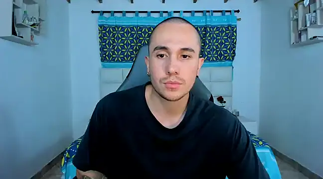 Snapshot of juan__jimenez chatting on 02.10.25 juan jimenez online show from 02.10.25