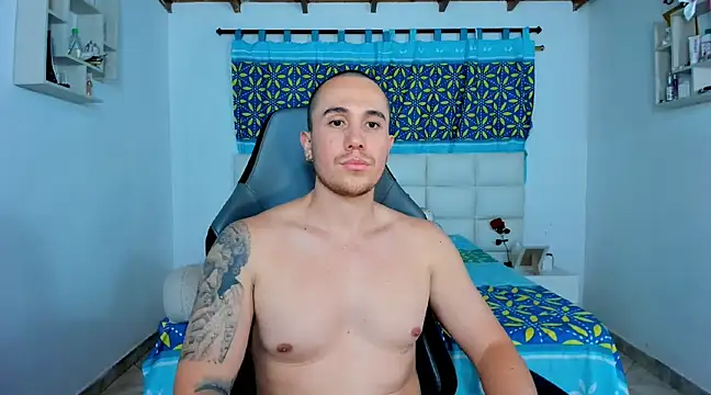 Snapshot of juan__jimenez chatting on 02.12.25 juan jimenez online show from 02.12.25