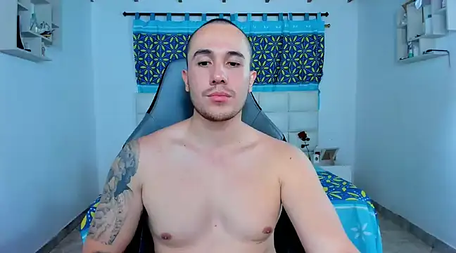 Snapshot of juan__jimenez chatting on 02.14.25 juan jimenez online show from 02.14.25