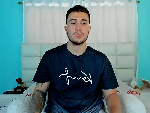 Snapshot of juan__jimenez chatting on 09.24.25 juan jimenez online show from 09.24.25