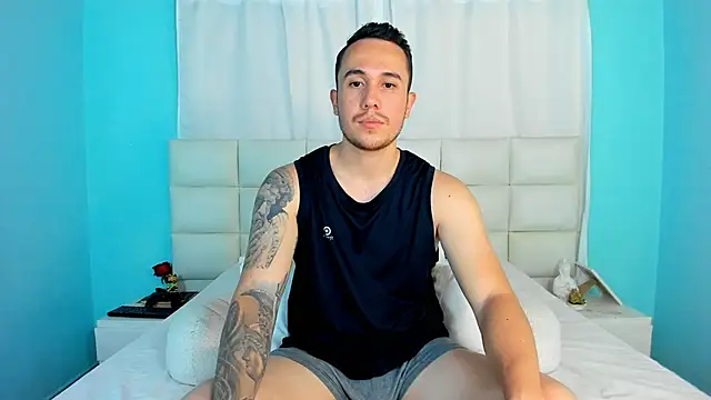 Snapshot of juan__jimenez chatting on 10.21.25 juan jimenez online show from 10.21.25