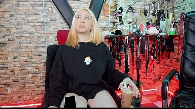 Liltildeman moon online show from 09.23.25