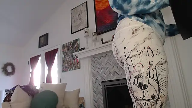 Snapshot of AuroraWillows chatting on 03.01.25 AuroraWillows online show from 03.01.25