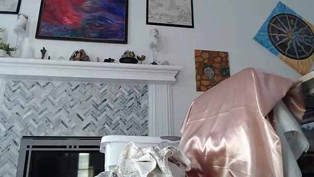 AuroraWillows online show from 03.08.26