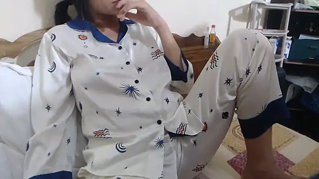 Beauty Asian Tina online show from 04.25.26