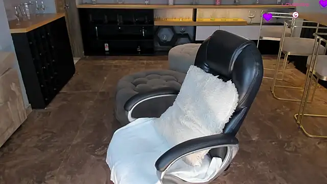 KateOwens online show from 03.12.25