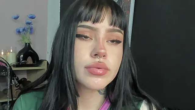 Snapshot of Jas_miin chatting on 11.08.25 Jas miin online show from 11.08.25