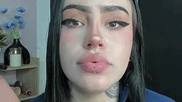 Snapshot of Jas_miin chatting on 12.05.25 Jas miin online show from 12.05.25