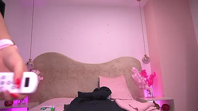 zzoe  online show from 03.07.26