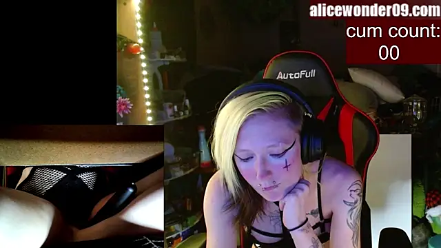 alicewonder09 online show from 01.29.25