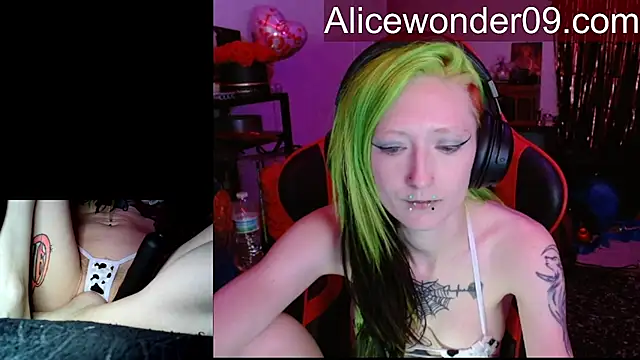alicewonder09 online show from 02.22.26