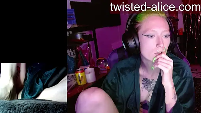 alicewonder09 online show from 04.28.26