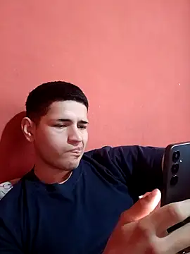 Snapshot of ynose2 chatting on 09.08.25 ynose2 online show from 09.08.25