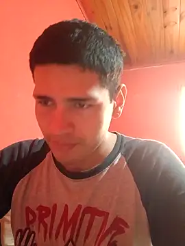 Snapshot of ynose2 chatting on 10.01.25 ynose2 online show from 10.01.25