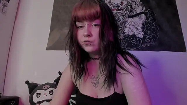 t0riayun0 online show from 12.18.24