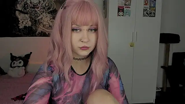 t0riayun0 online show from 01.23.25