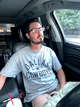 Snapshot of Bbyboyivan chatting on 11.09.25 Bbyboyivan online show from 11.09.25