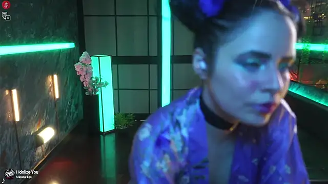 Snapshot of alessa_goreng chatting on 01.11.25 alessa goreng online show from 01.11.25