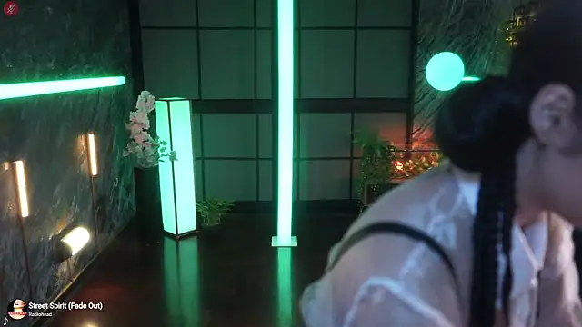 Snapshot of alessa_goreng chatting on 03.08.25 alessa goreng online show from 03.08.25