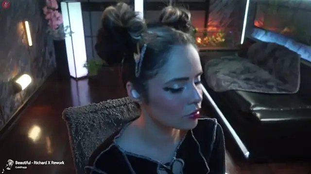 Snapshot of alessa_goreng chatting on 11.08.25 alessa goreng online show from 11.08.25