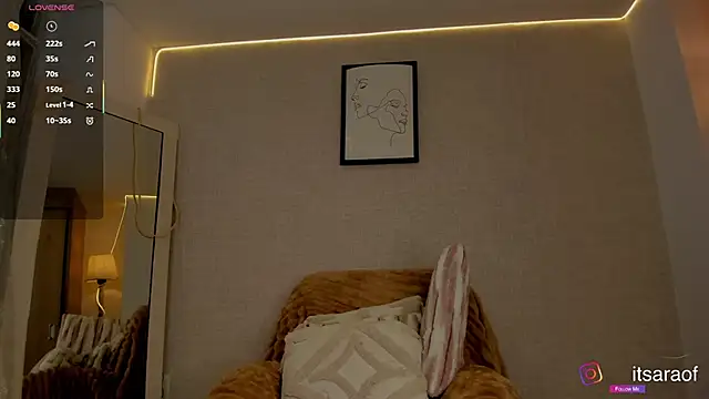 sara cruz011 online show from 10.31.25