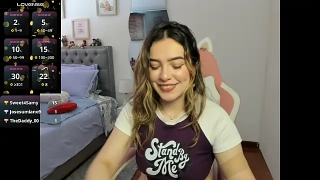 Snapshot of samysweet_8 chatting on 12.14.24 samysweet 8 online show from 12.14.24