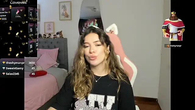 Snapshot of samysweet_8 chatting on 02.17.25 samysweet 8 online show from 02.17.25