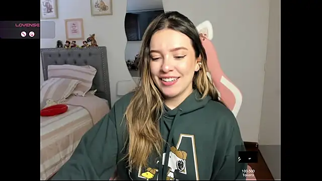 Snapshot of samysweet_8 chatting on 03.19.25 samysweet 8 online show from 03.19.25