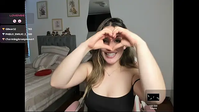 Snapshot of samysweet_8 chatting on 03.19.25 samysweet 8 online show from 03.19.25