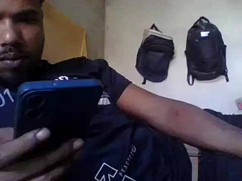 Snapshot of chittagong77 chatting on 12.21.25 chittagong77 online show from 12.21.25