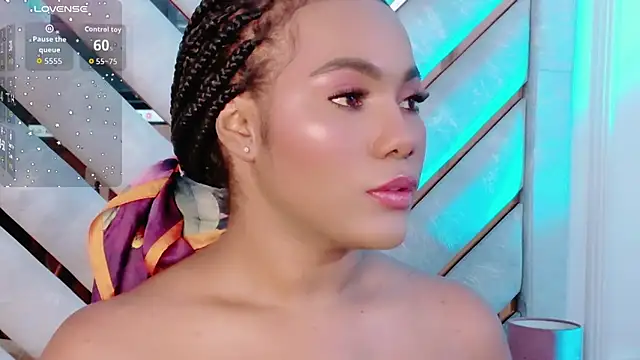 Sara Boom online show from 06.07.26