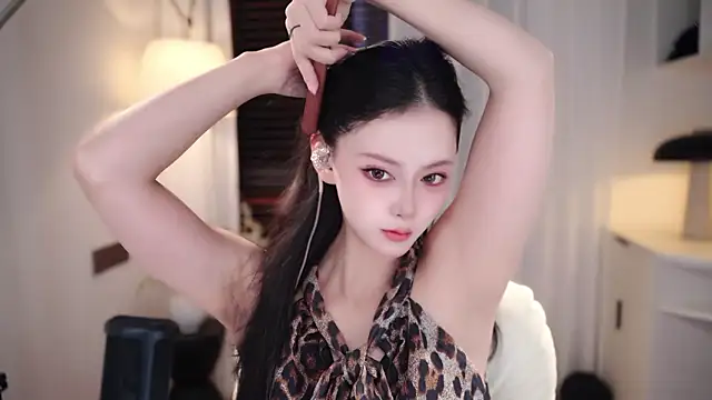 Ocean--Lili online show from 09.08.25