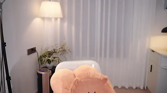 Ocean--Lili online show from 11.18.25