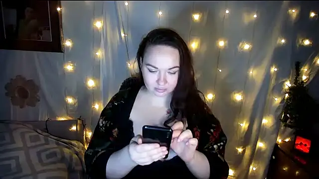 Snapshot of Victoria_Marks chatting on 12.05.24 Victoria Marks online show from 12.05.24