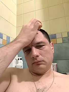 Snapshot of ExclusivePrivate chatting on 10.17.25 ExclusivePrivate online show from 10.17.25