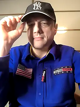 Snapshot of ExclusivePrivate chatting on 02.19.26 ExclusivePrivate online show from 02.19.26