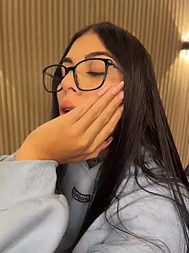 Sarasanders 4 online show from 03.10.26