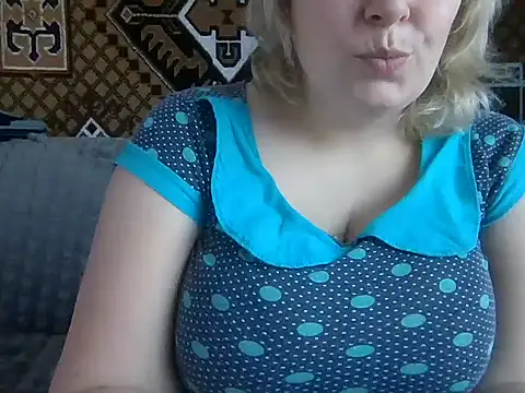 Diana Britt online show from 02.10.25