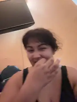 Snapshot of Madsion23 chatting on 01.20.25 Madsion23 online show from 01.20.25