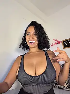 ThaliaGomex online show from 07.28.26