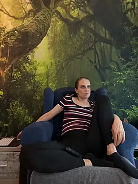 Snapshot of LadyChantale chatting on 03.13.25 LadyChantale online show from 03.13.25