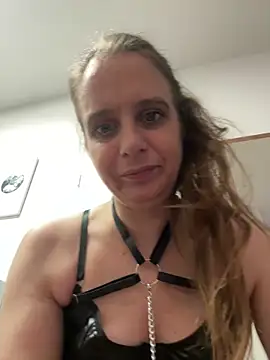 LadyChantale online show from 05.20.26