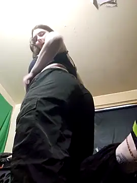 Snowbunnycake 131 online show from 09.26.25